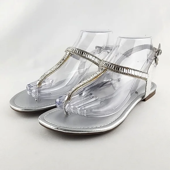 GUESS Women's Flat Silver Bejeweled Rhinestones Thong Sandals Size 8M - Picture 4 of 15